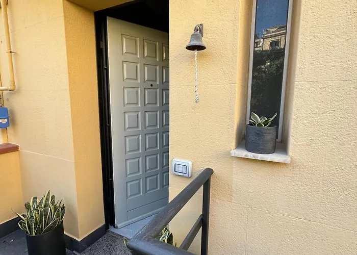 Cavour Holidays Lägenhet *