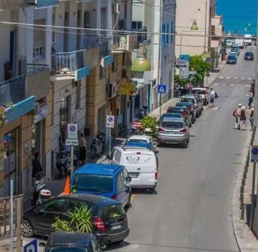 Cavour Holidays Апартаменты Чефалу