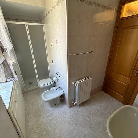 Cavour Holidays Апартаменти *