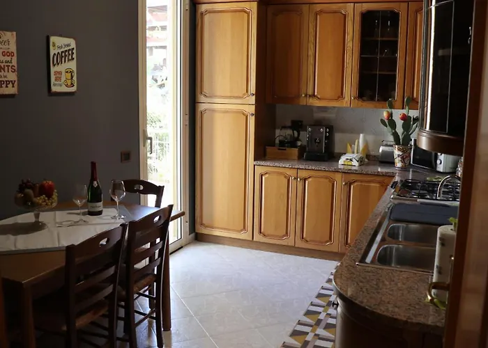 Cavour Holidays Appartement Cefalù