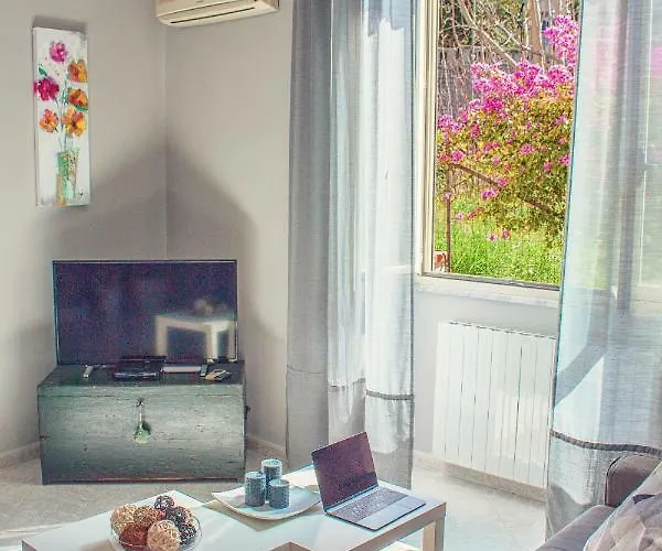 Cavour Holidays Appartement *